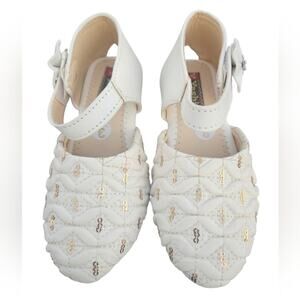Elegant Quilted White Flats With Gold Accents And A Rhinestone Bow Girls Size 9